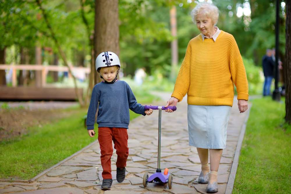 Caregiving Steps You Should Never When Living With Seniors Kids in the House