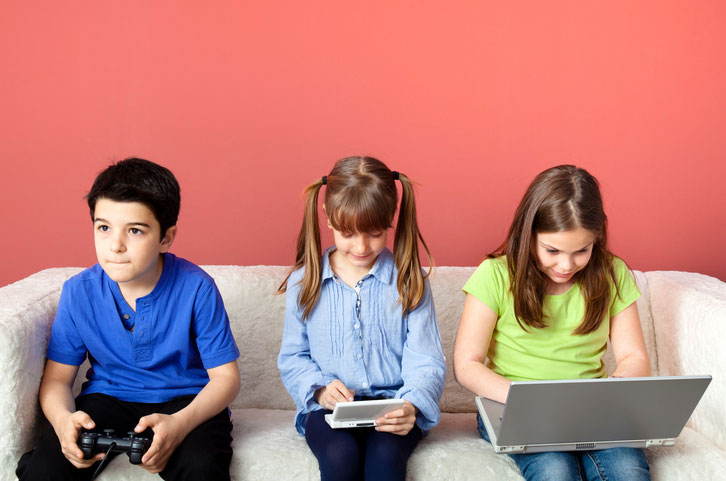 children playing computer games