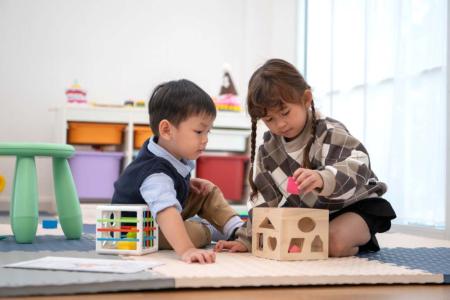 daycare-kids-playing