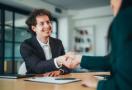 employer contract signing