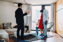 family renting appartment