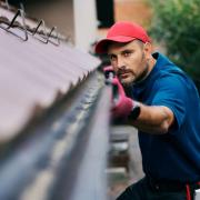 roof gutter install